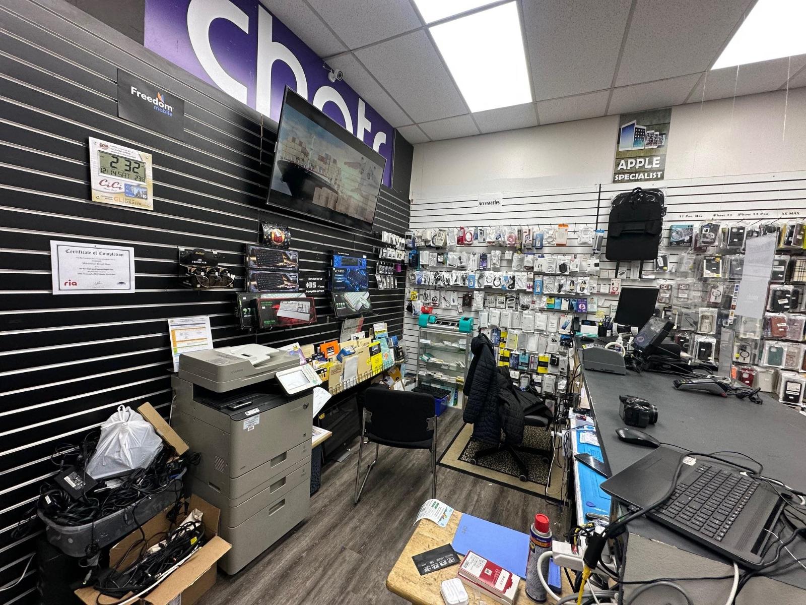 15156 FRASER HIGHWAY