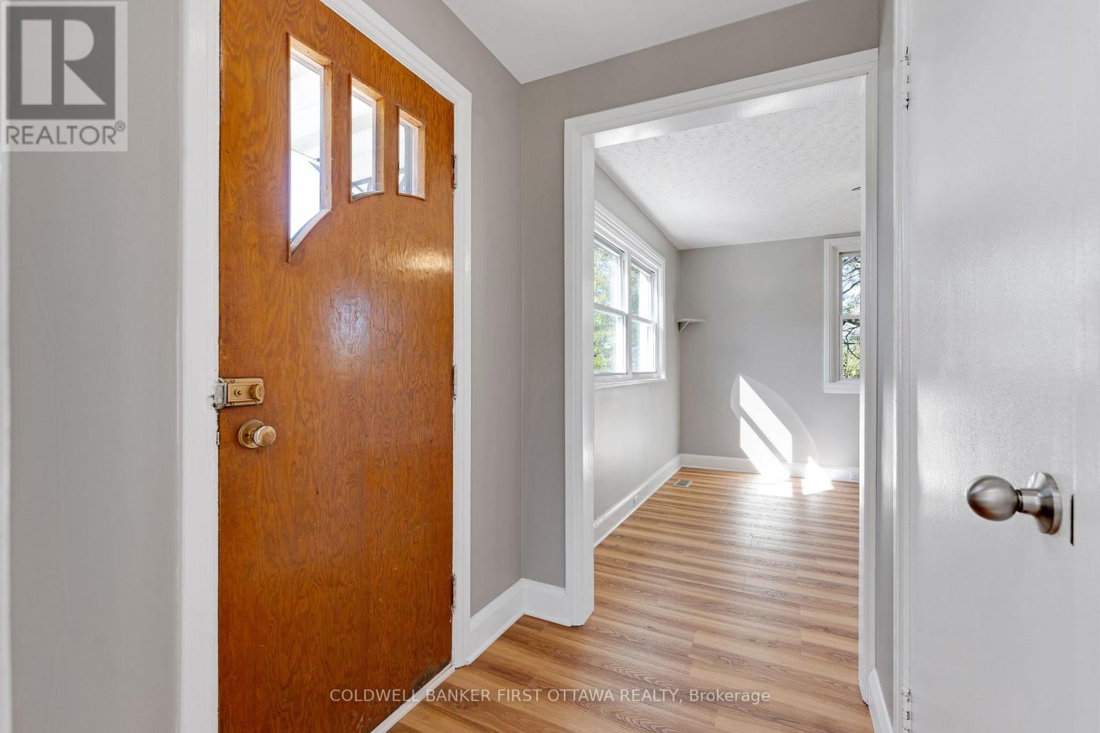 3004 RIDEAU FERRY ROAD