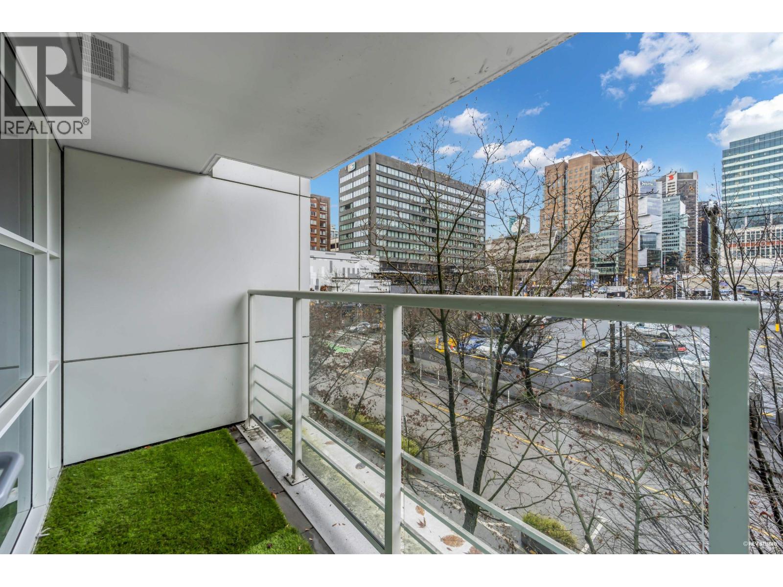 309 161 W GEORGIA STREET