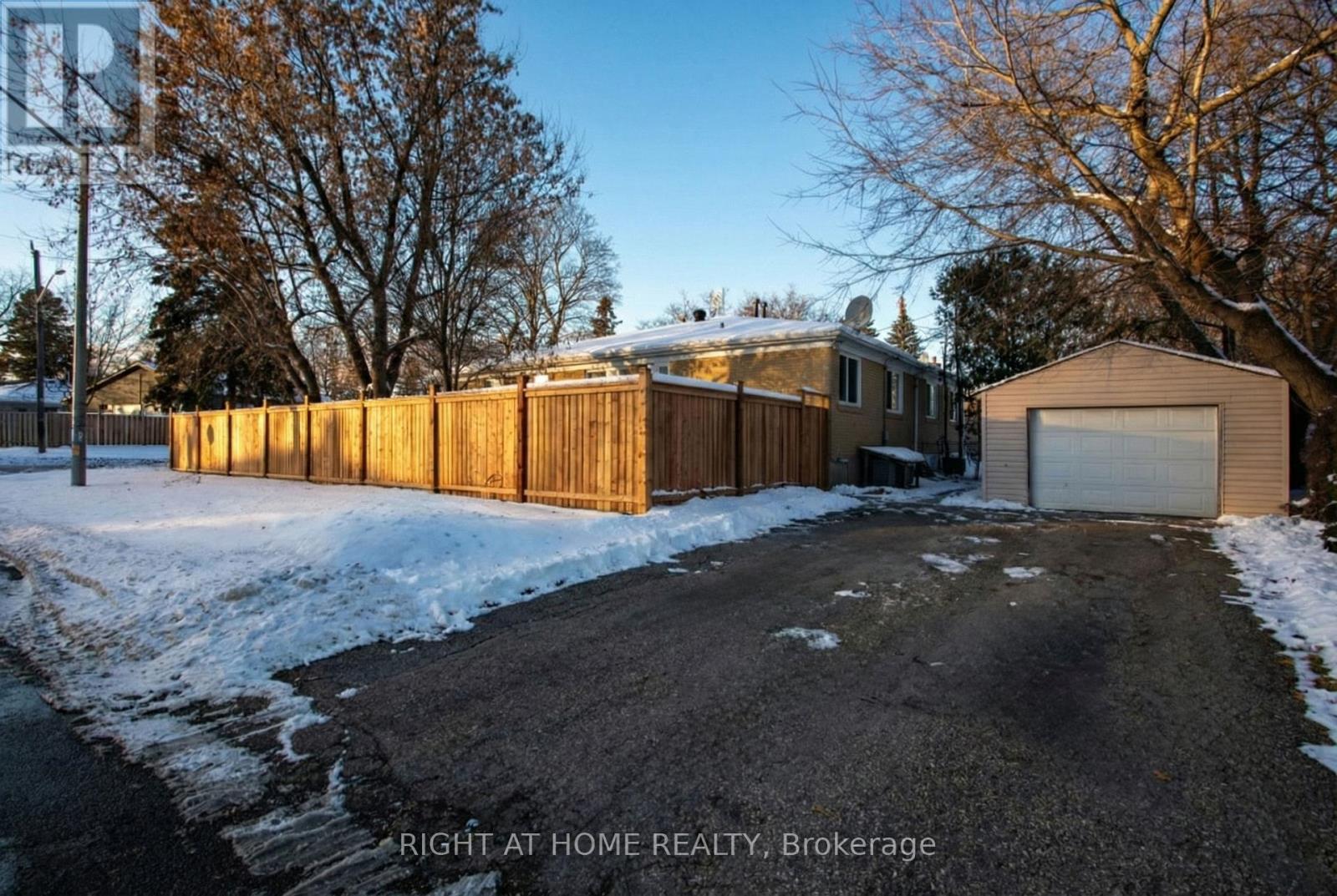 303 BLUE GRASS BOULEVARD