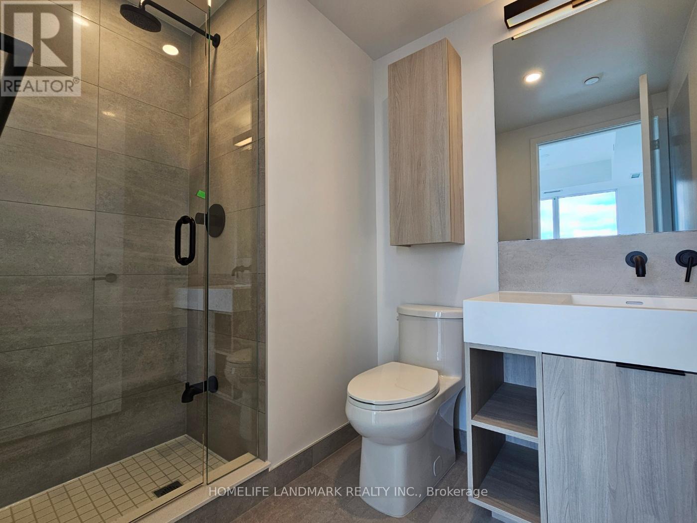 3710 - 108 PETER STREET