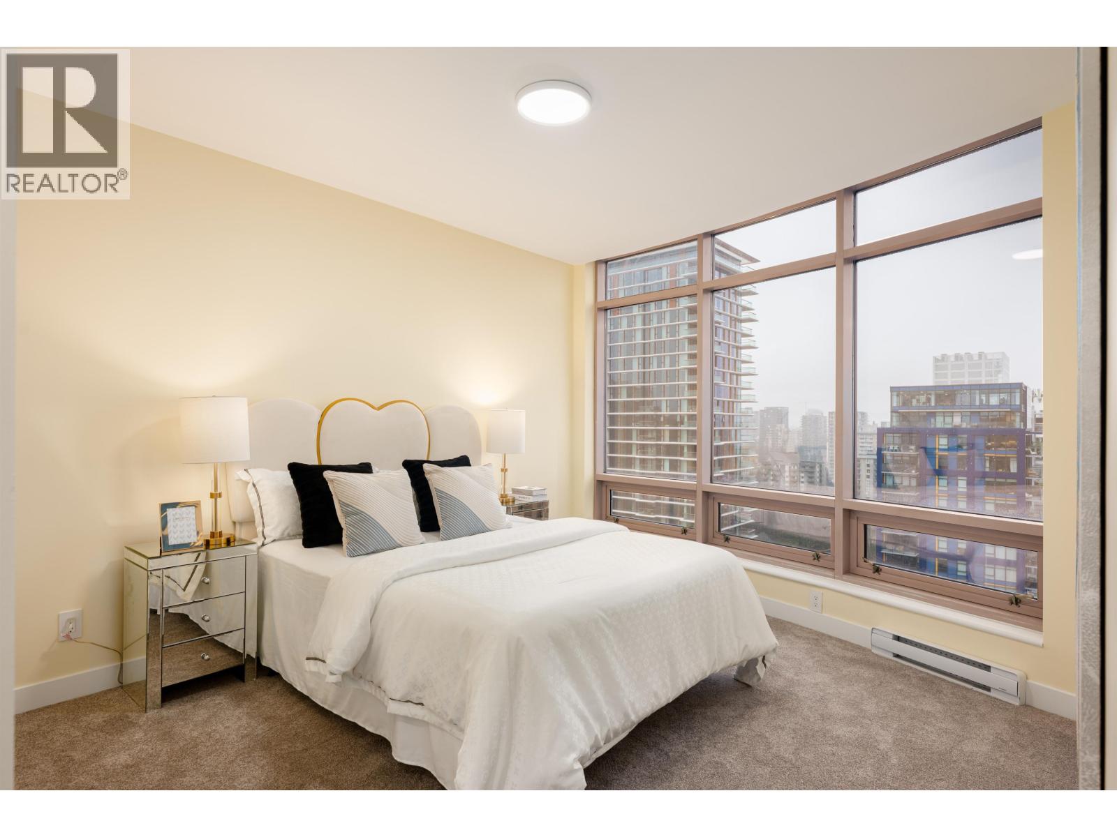 18A 1500 ALBERNI STREET