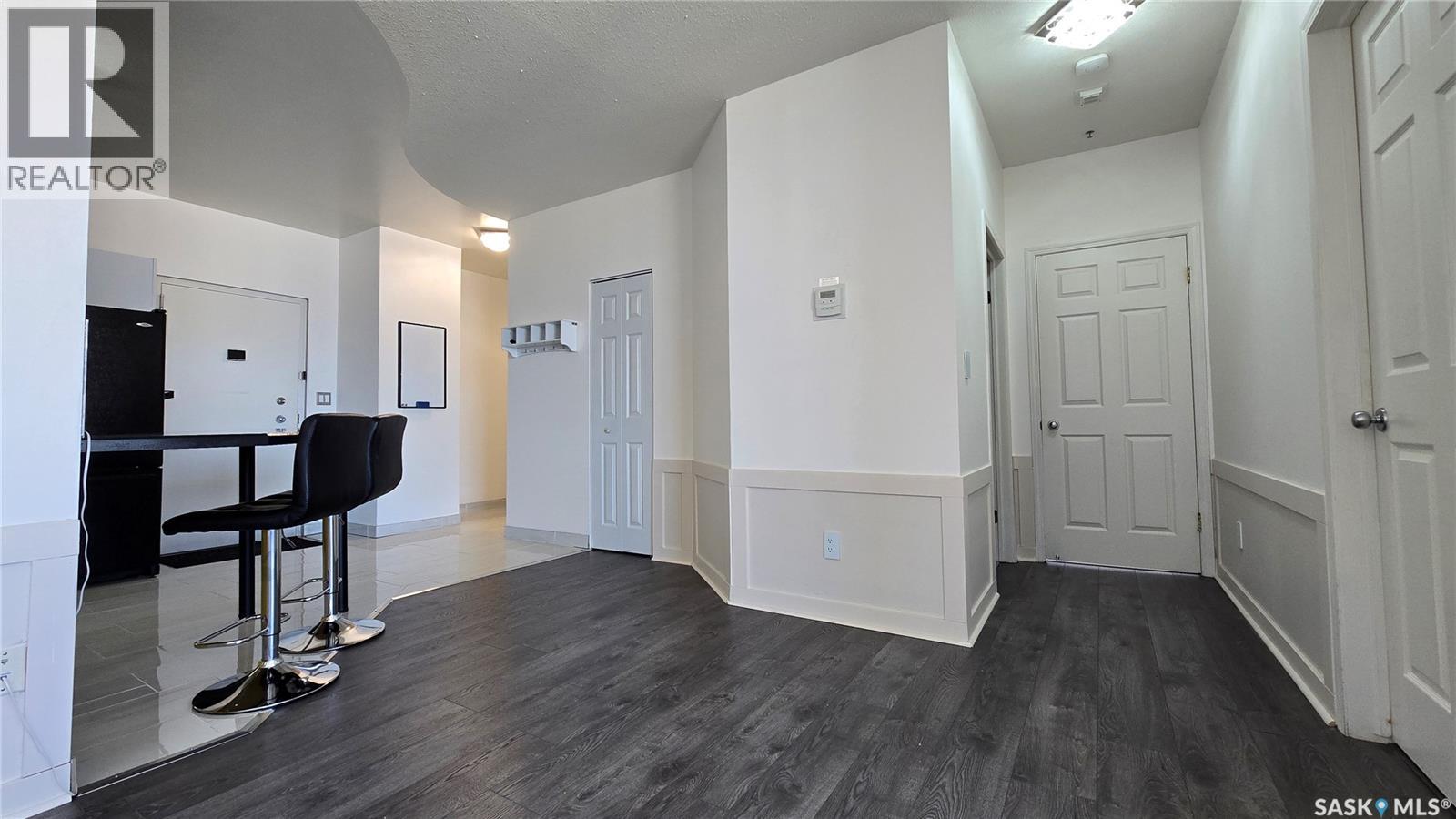 806 1867 Hamilton STREET