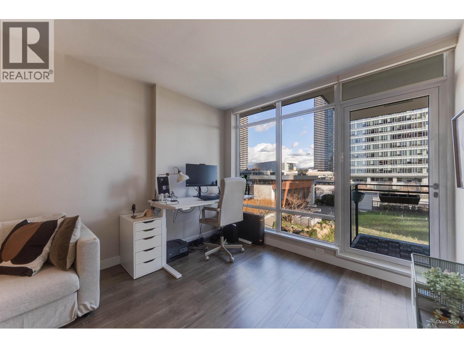 706 2008 ROSSER AVENUE