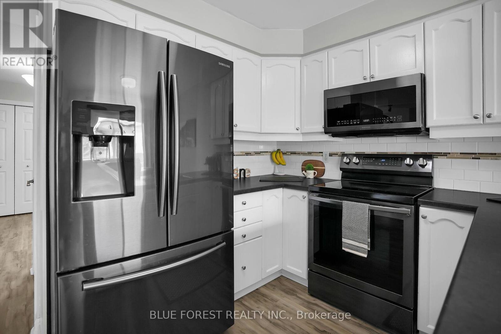 2949 MEADOWGATE BOULEVARD