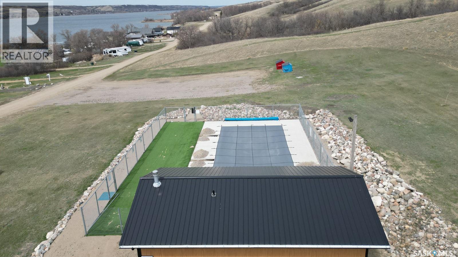 33 Northshore Resort