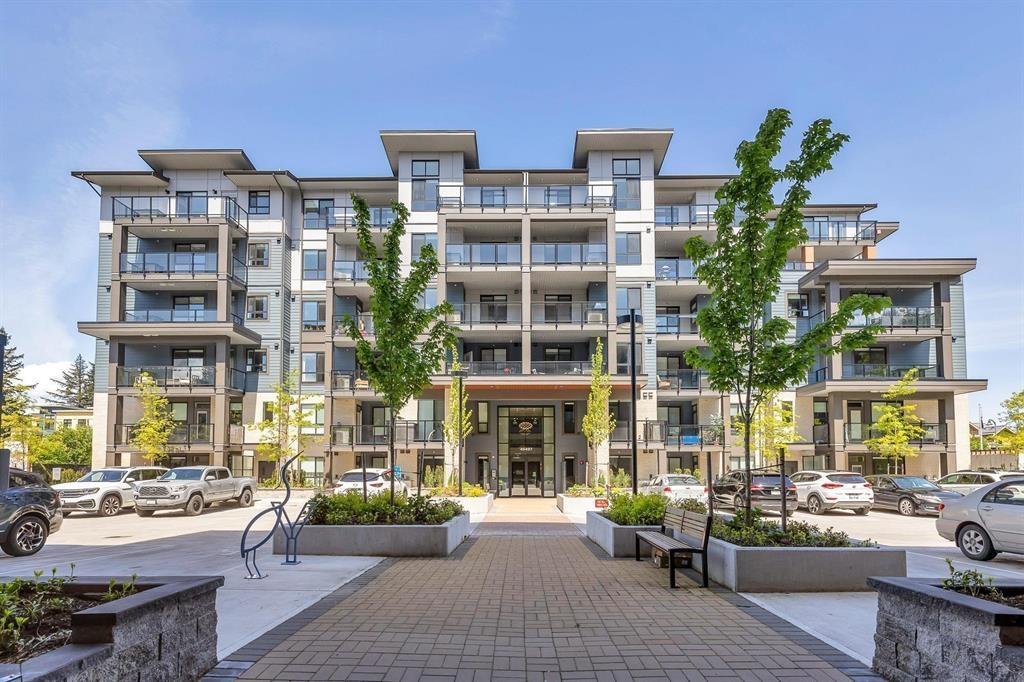 110 45497 CAMPUS DRIVE, Garrison Crossing