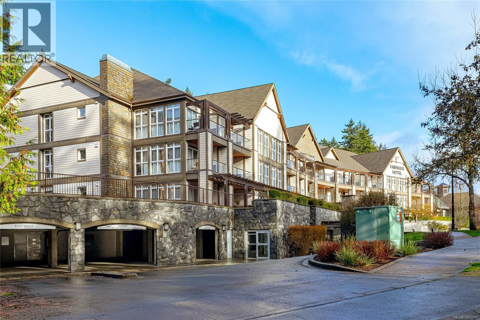 113/115B 1376 Lynburne Pl