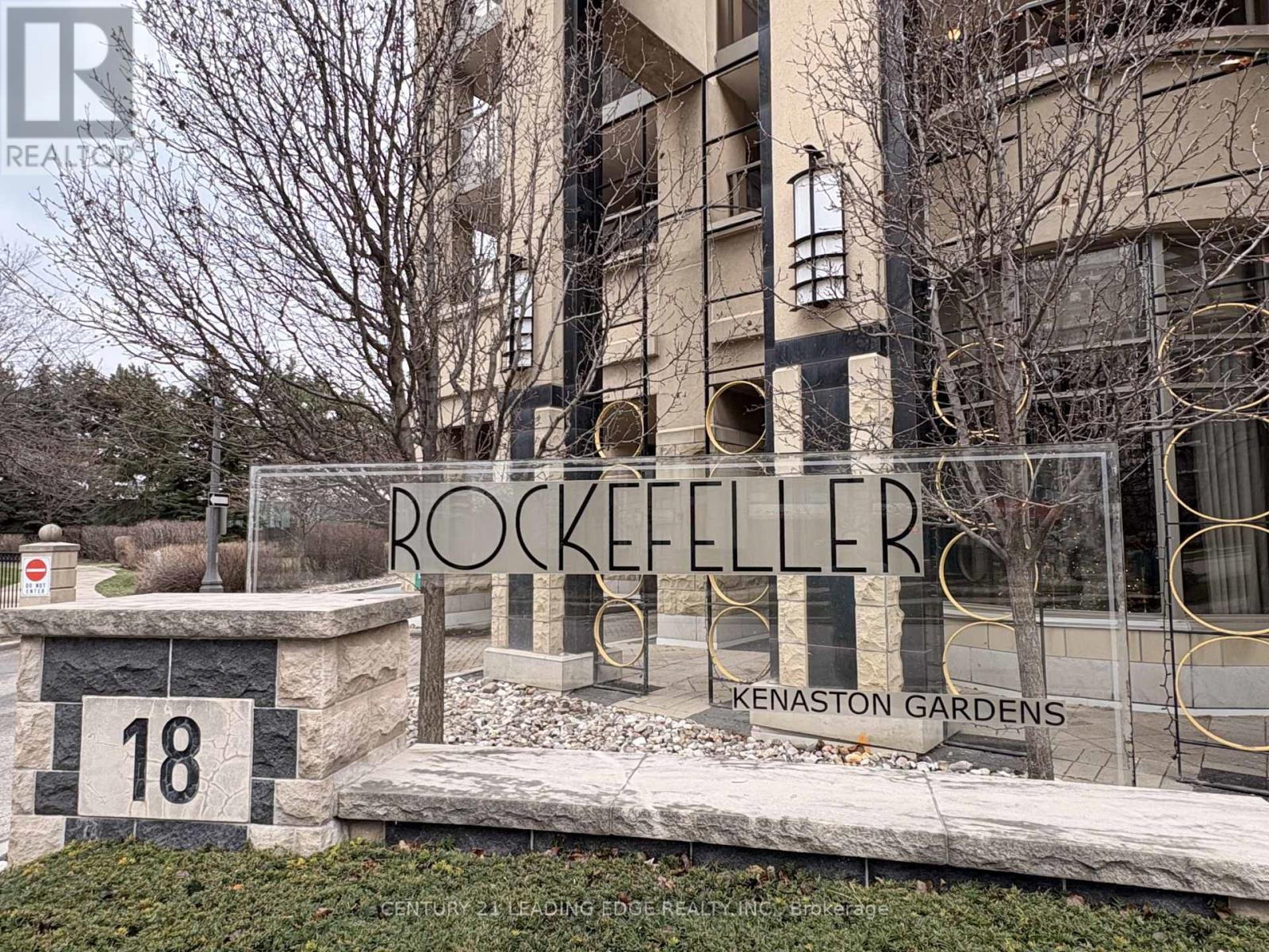 712 - 18 KENASTON GARDENS