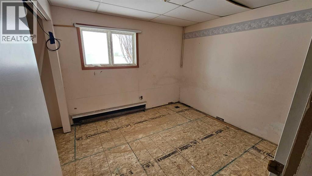 5006 Alexander Avenue