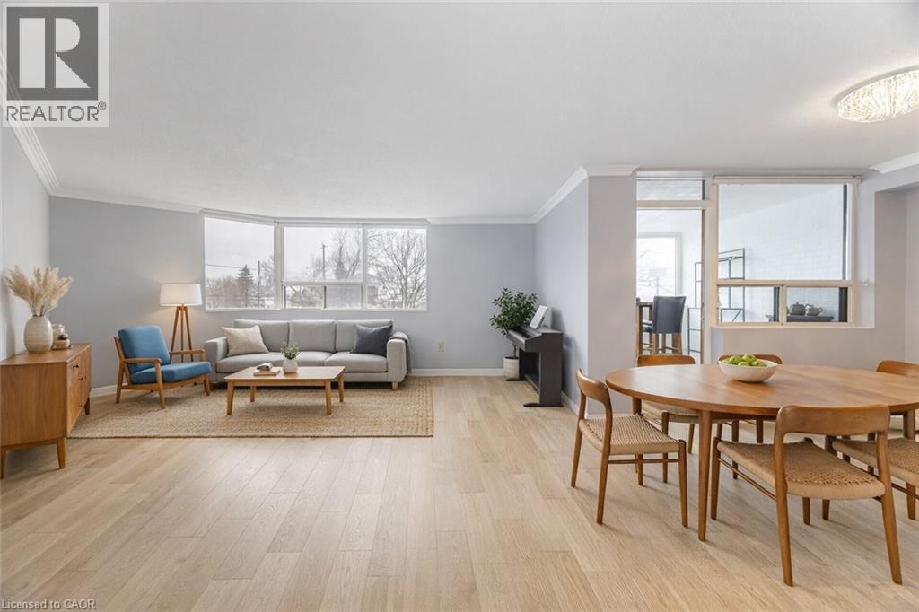 166 MOUNTAIN PARK Avenue Unit# 201