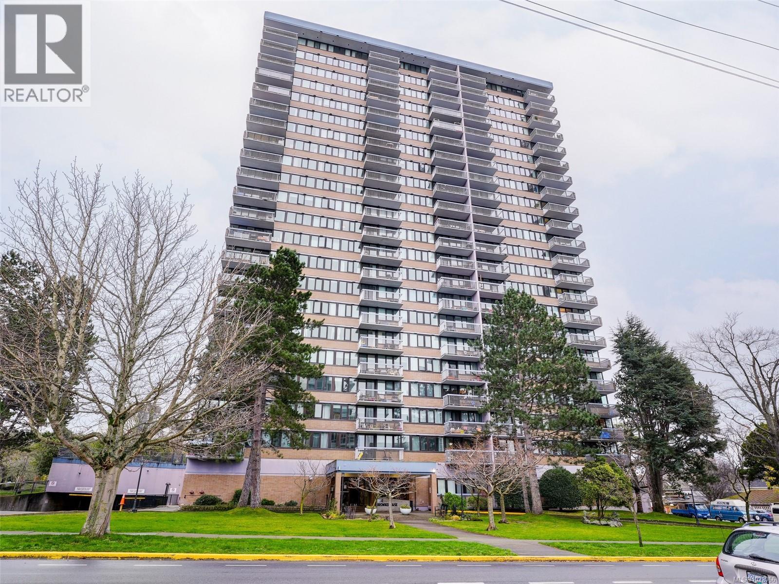 2006 647 Michigan St