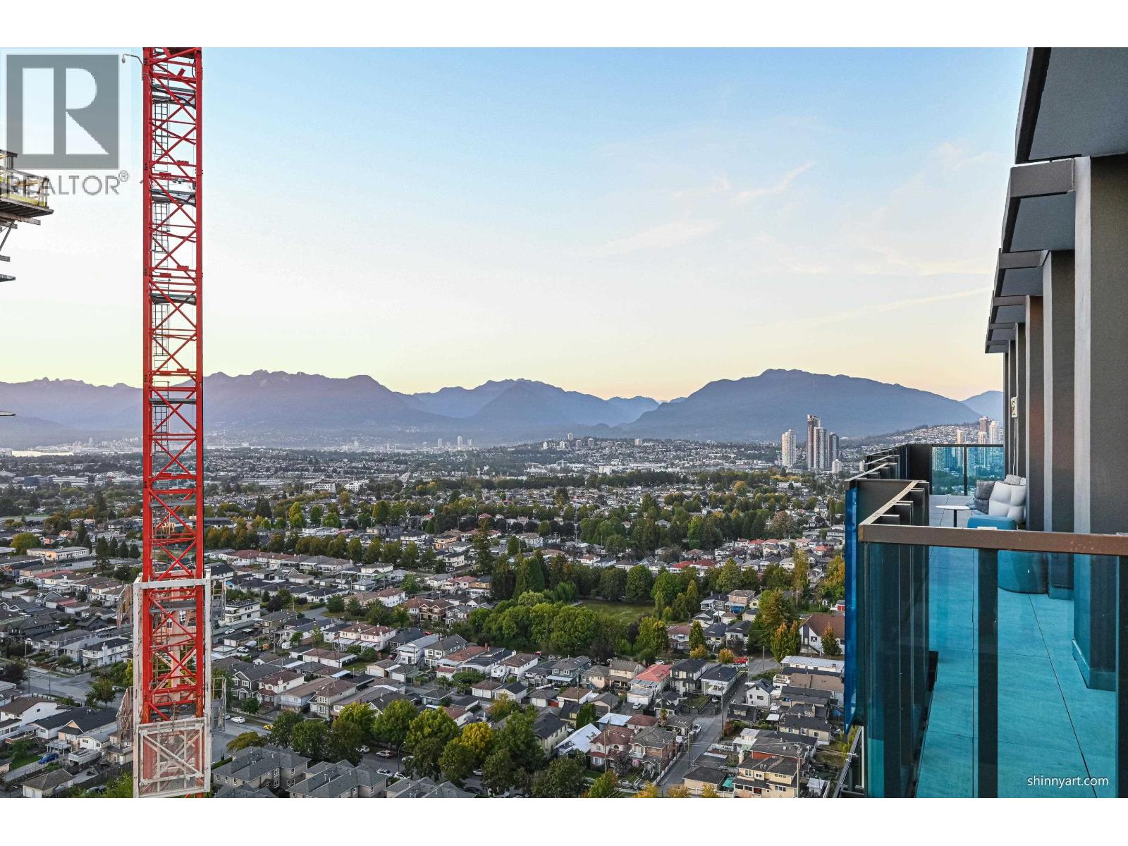 308 5058 JOYCE STREET