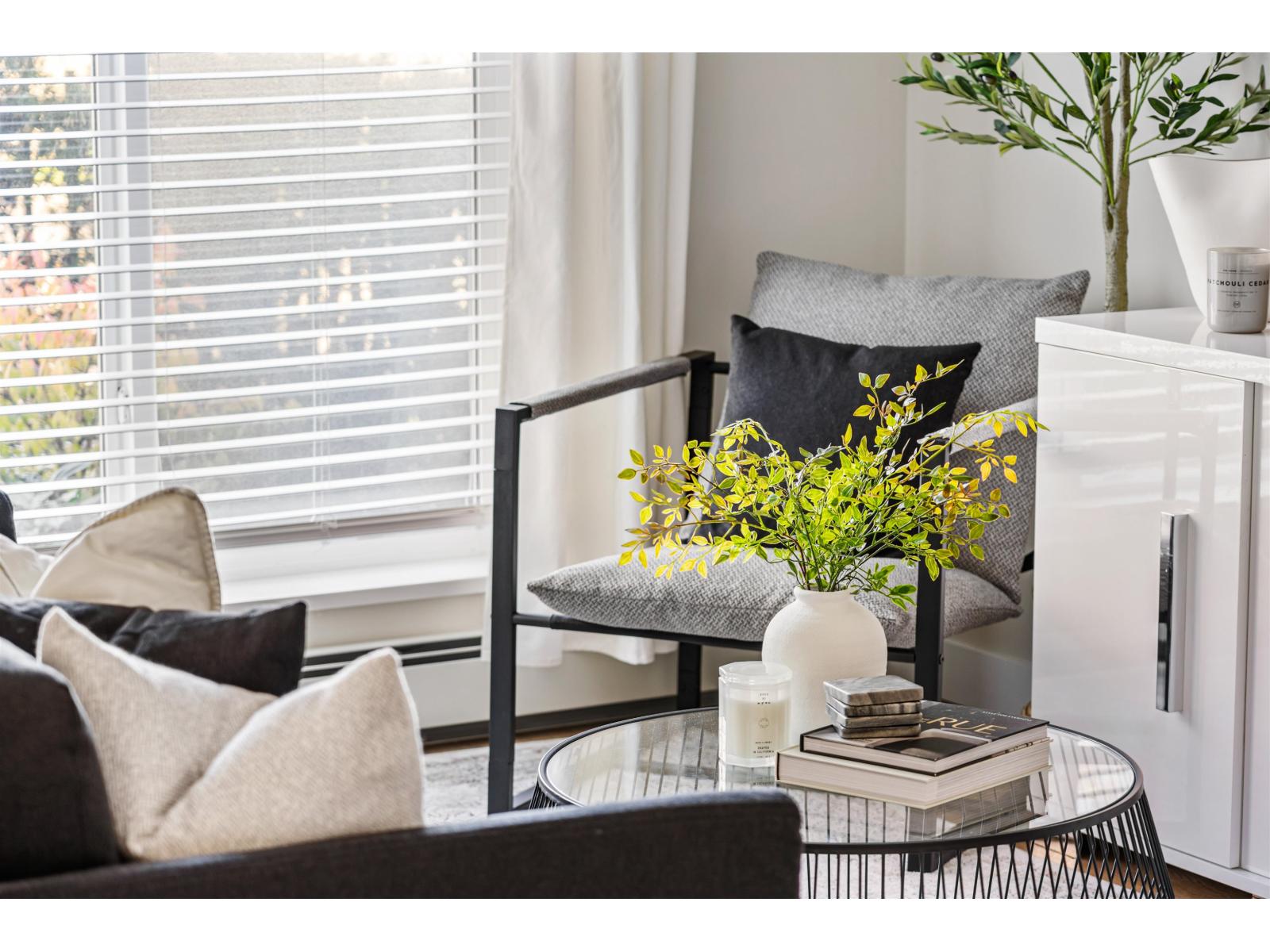 A124 8233 208B STREET