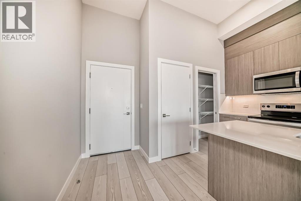 2418, 60 Skyview Ranch Road NE