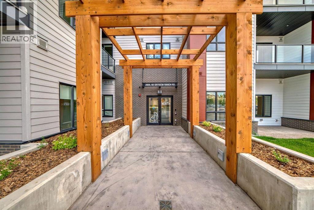 2613, 60 Skyview Ranch Road NE