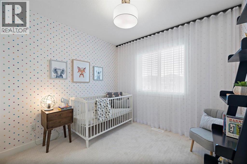 552 Lewisburg Place NE