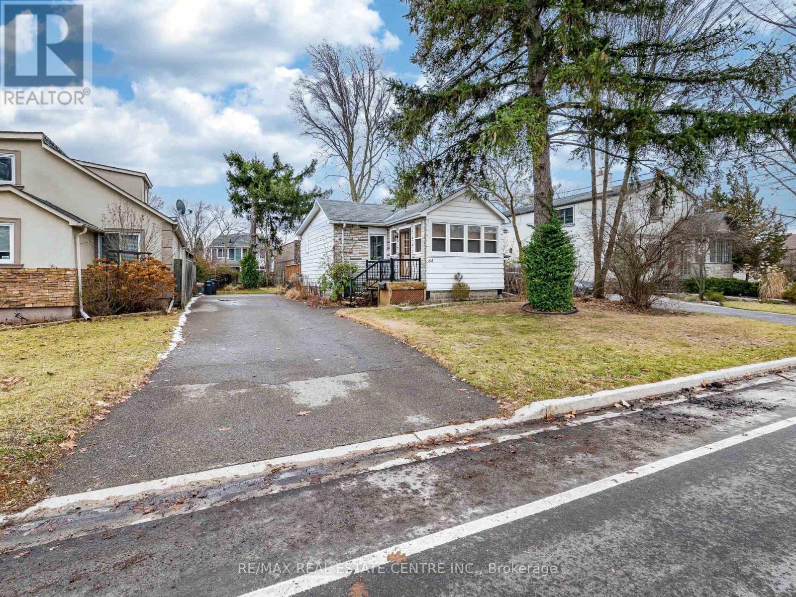 64 EAGLEWOOD BOULEVARD