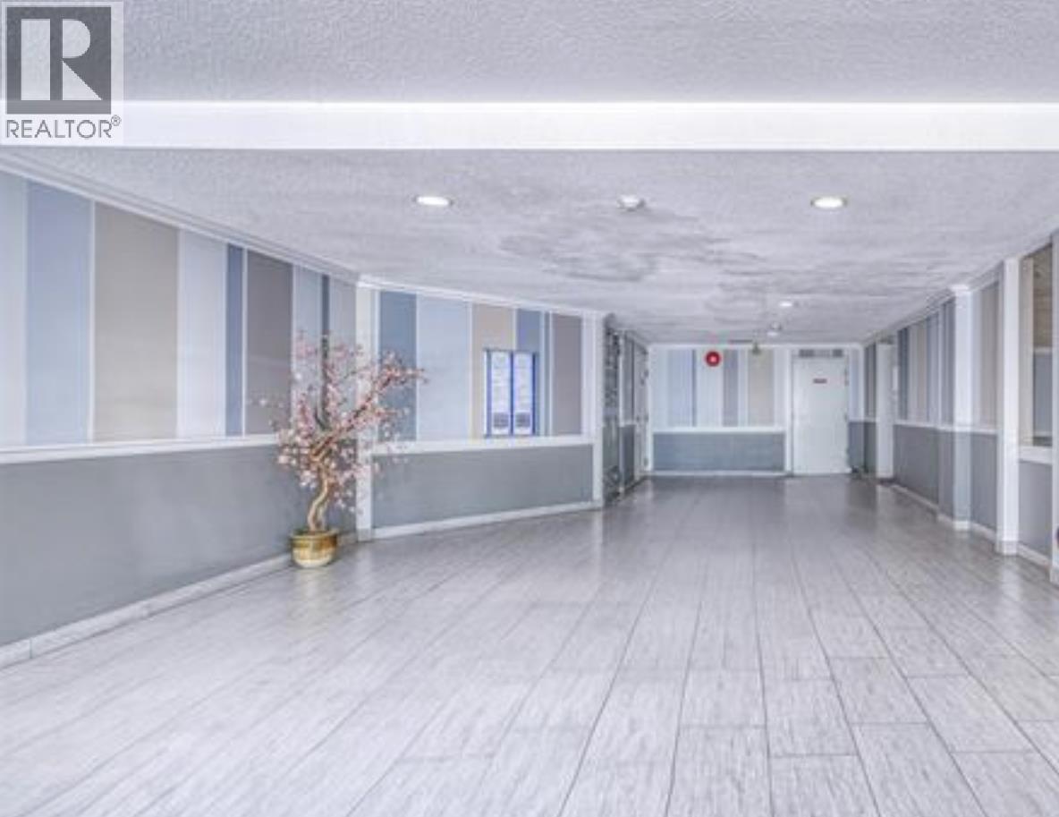 302 5500 COONEY ROAD