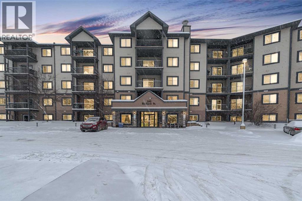 337, 200 Richard Street