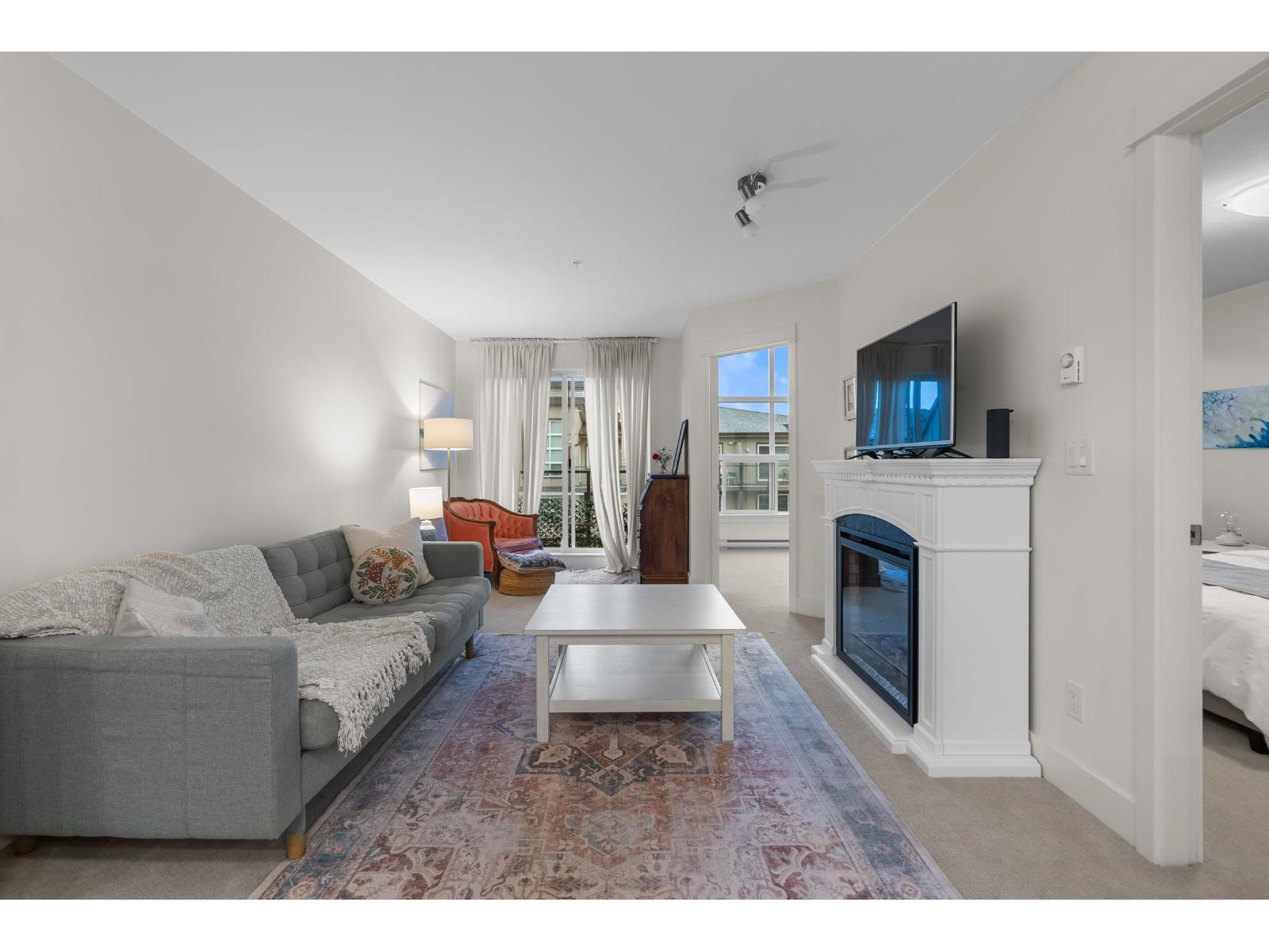 419 30515 CARDINAL AVENUE