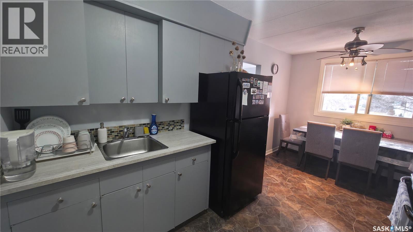 17 2620 5th AVENUE N