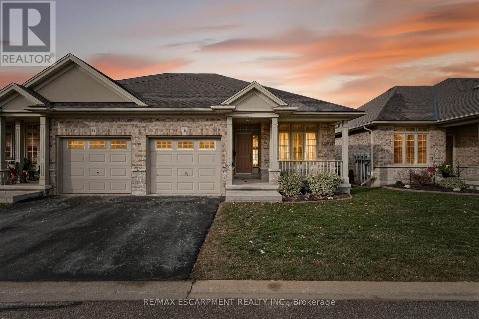 16 - 1041 PINE STREET