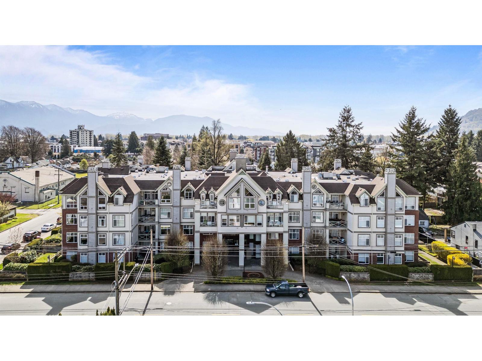 102 45700 WELLINGTON AVENUE, Chilliwack Proper West