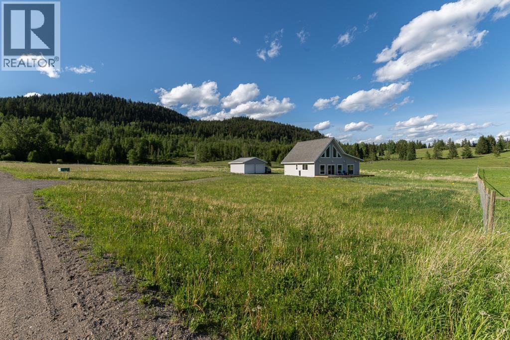 3963 CANIMVIEW DRIVE