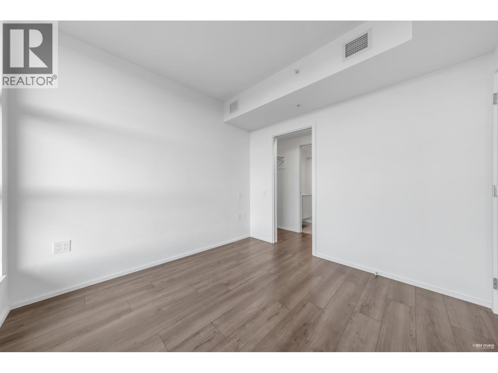 1008 3809 EVERGREEN PLACE