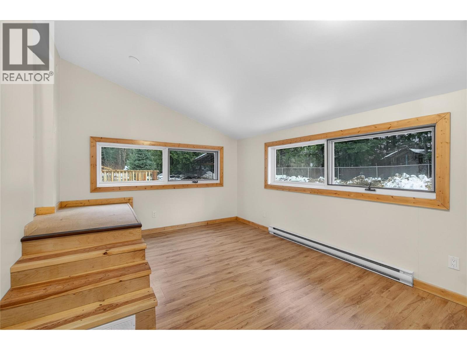 3277 Loschinski Road