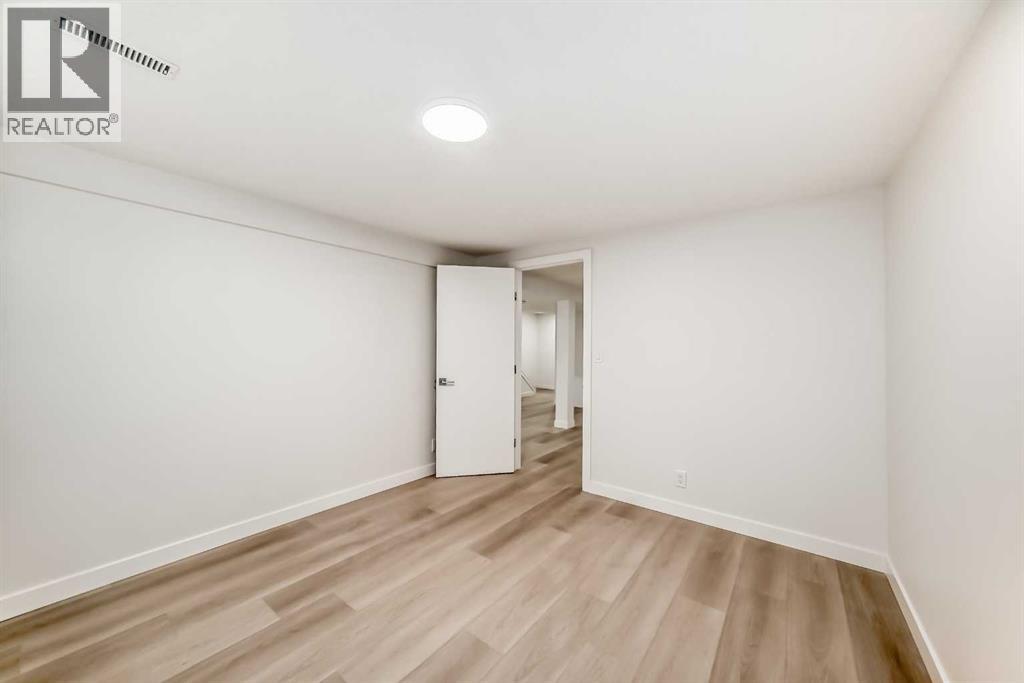 1242 Mardale Drive NE