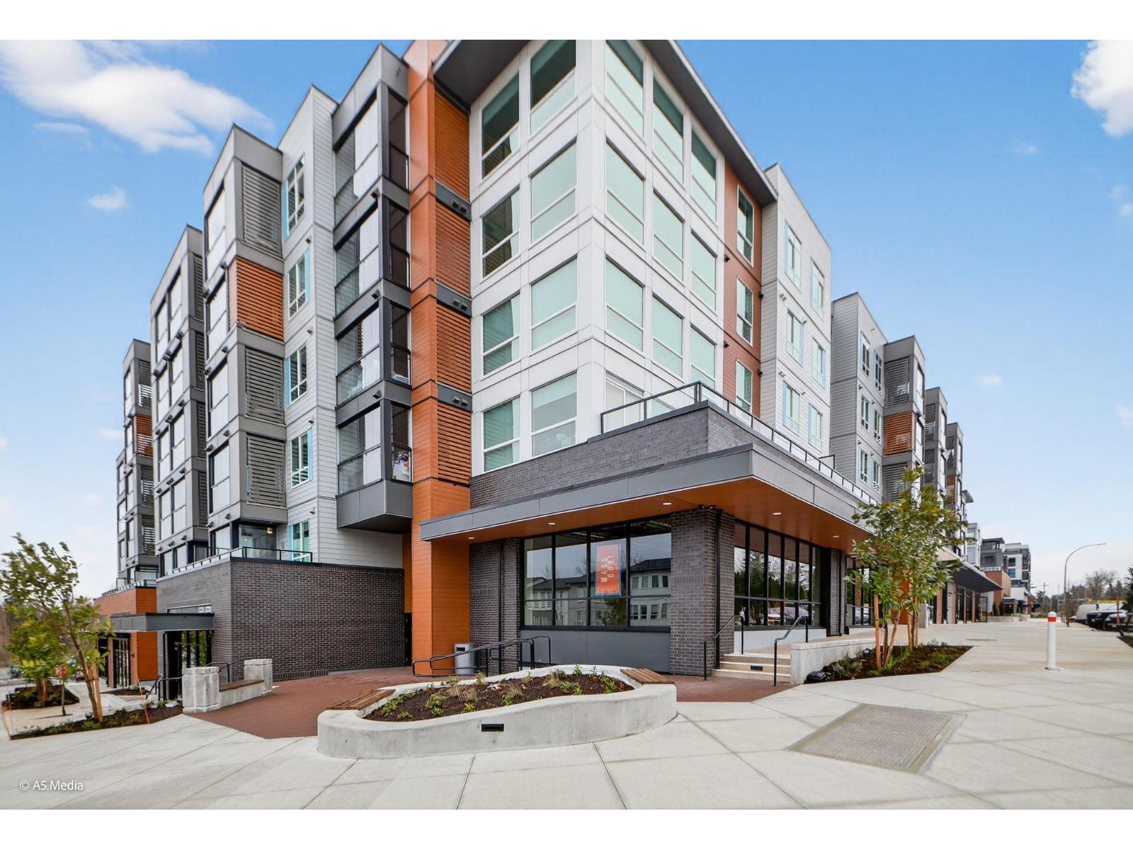 504 19885 76 AVE ALLEY