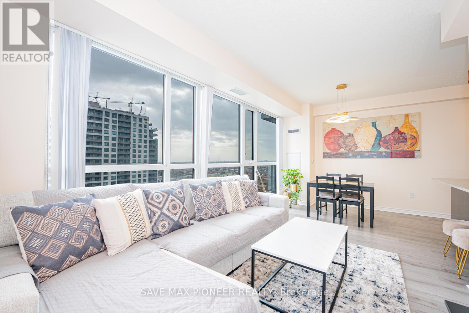 1606 - 349 RATHBURN ROAD W