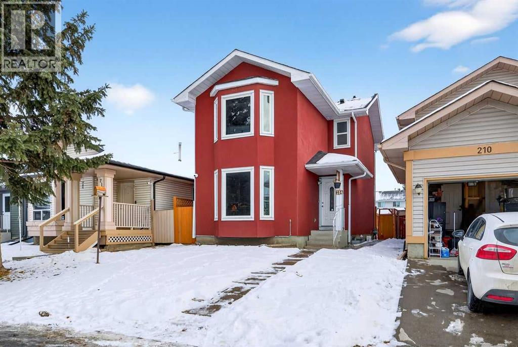 214 Martinwood Place NE