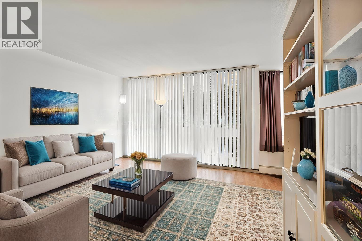 204 4200 MAYBERRY STREET