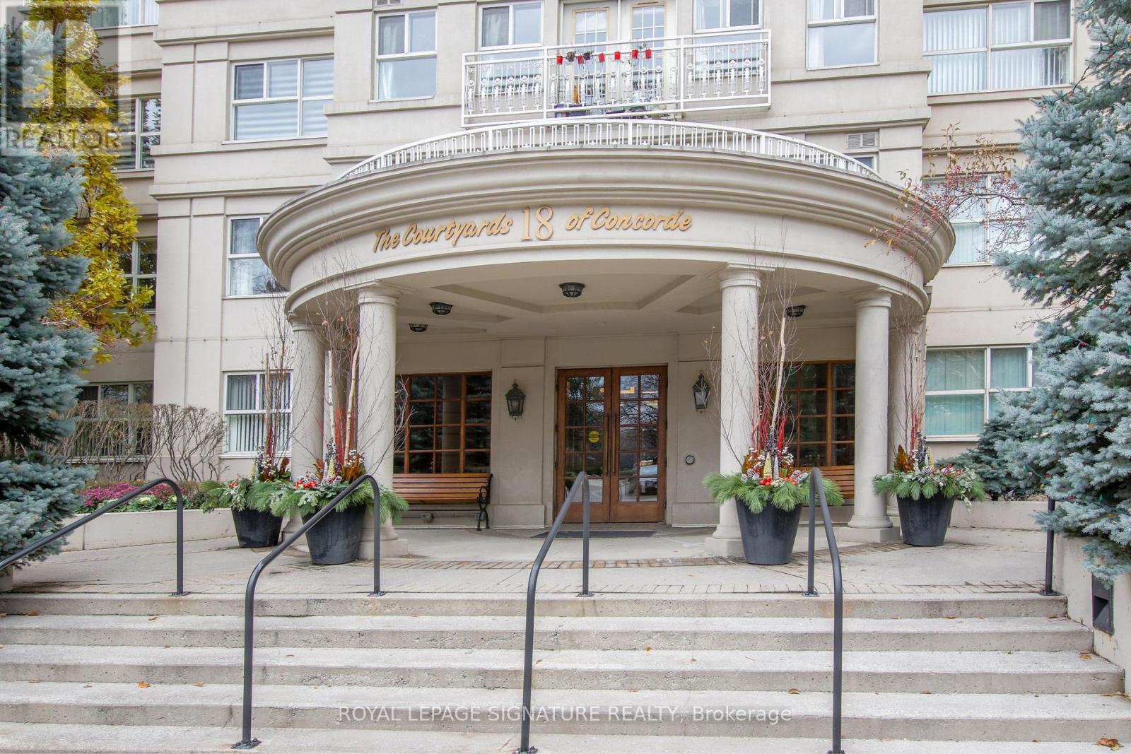 402 - 18 CONCORDE PLACE