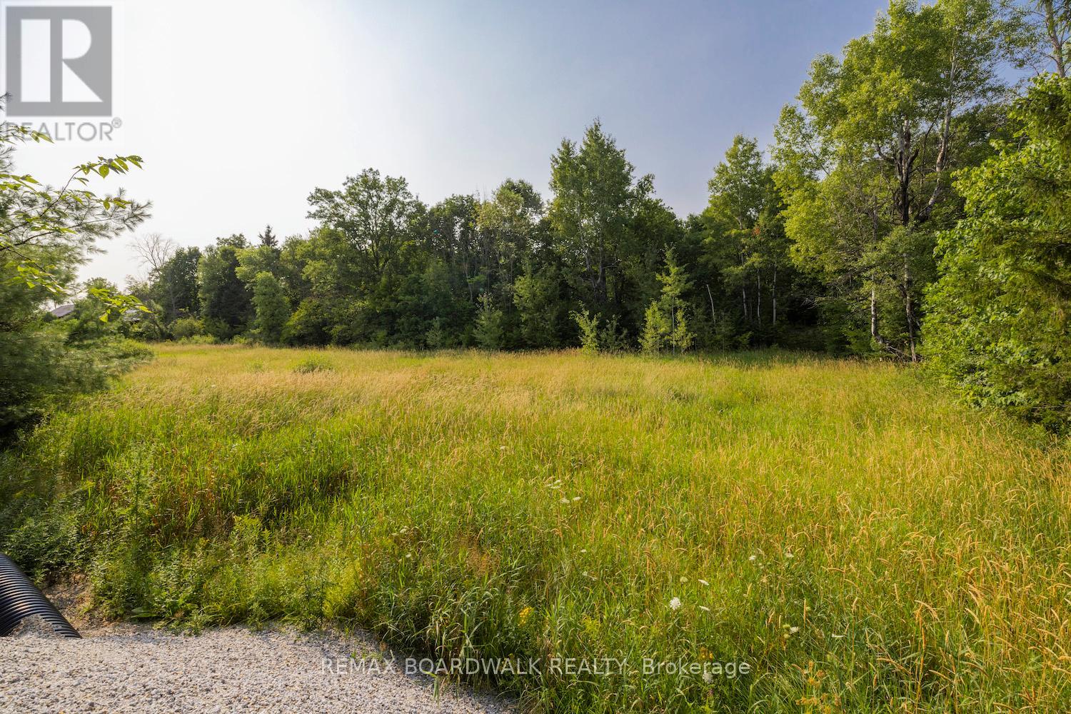 752 BENNETT LAKE ROAD