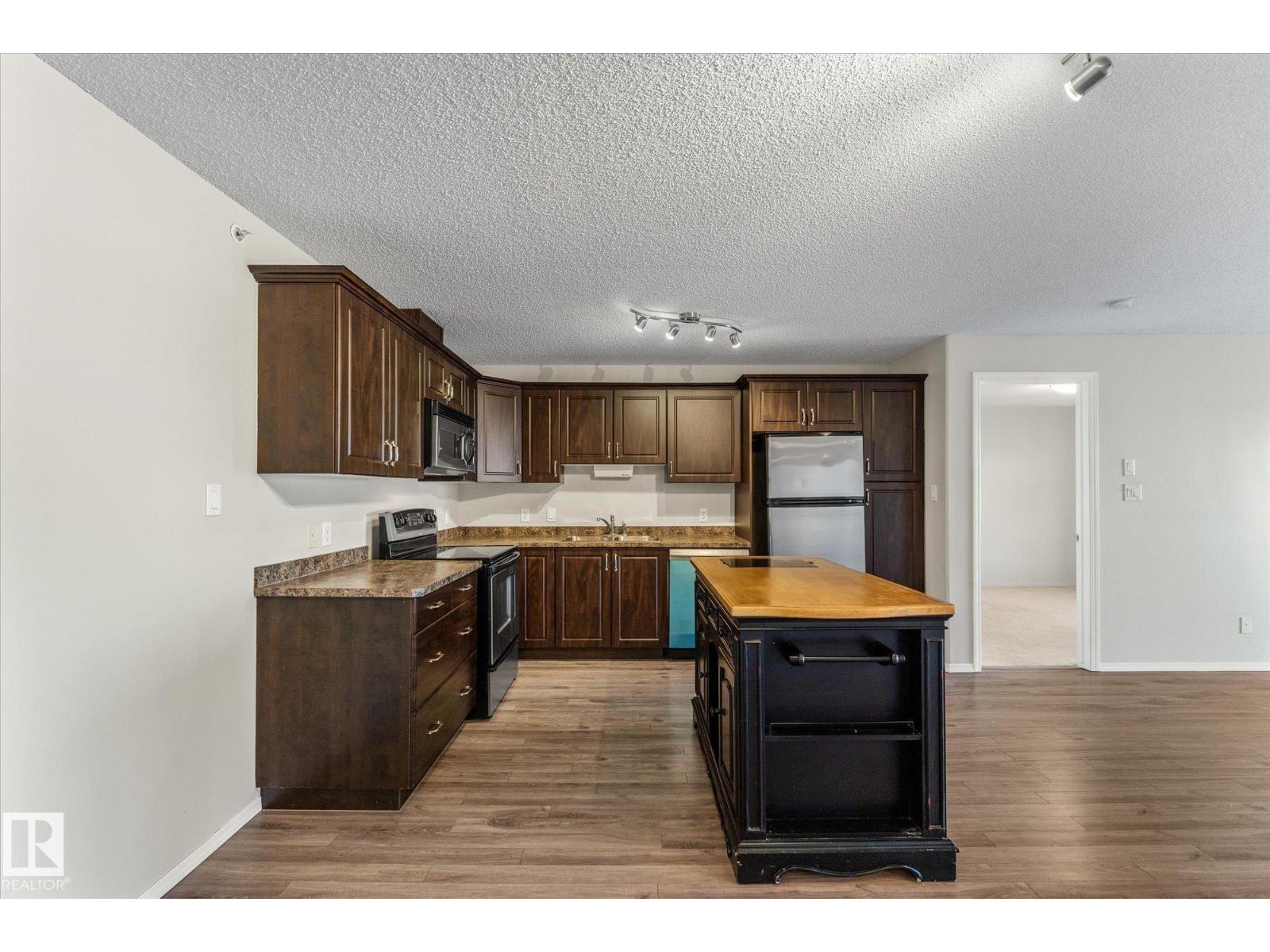 #409 16035 132 ST NW