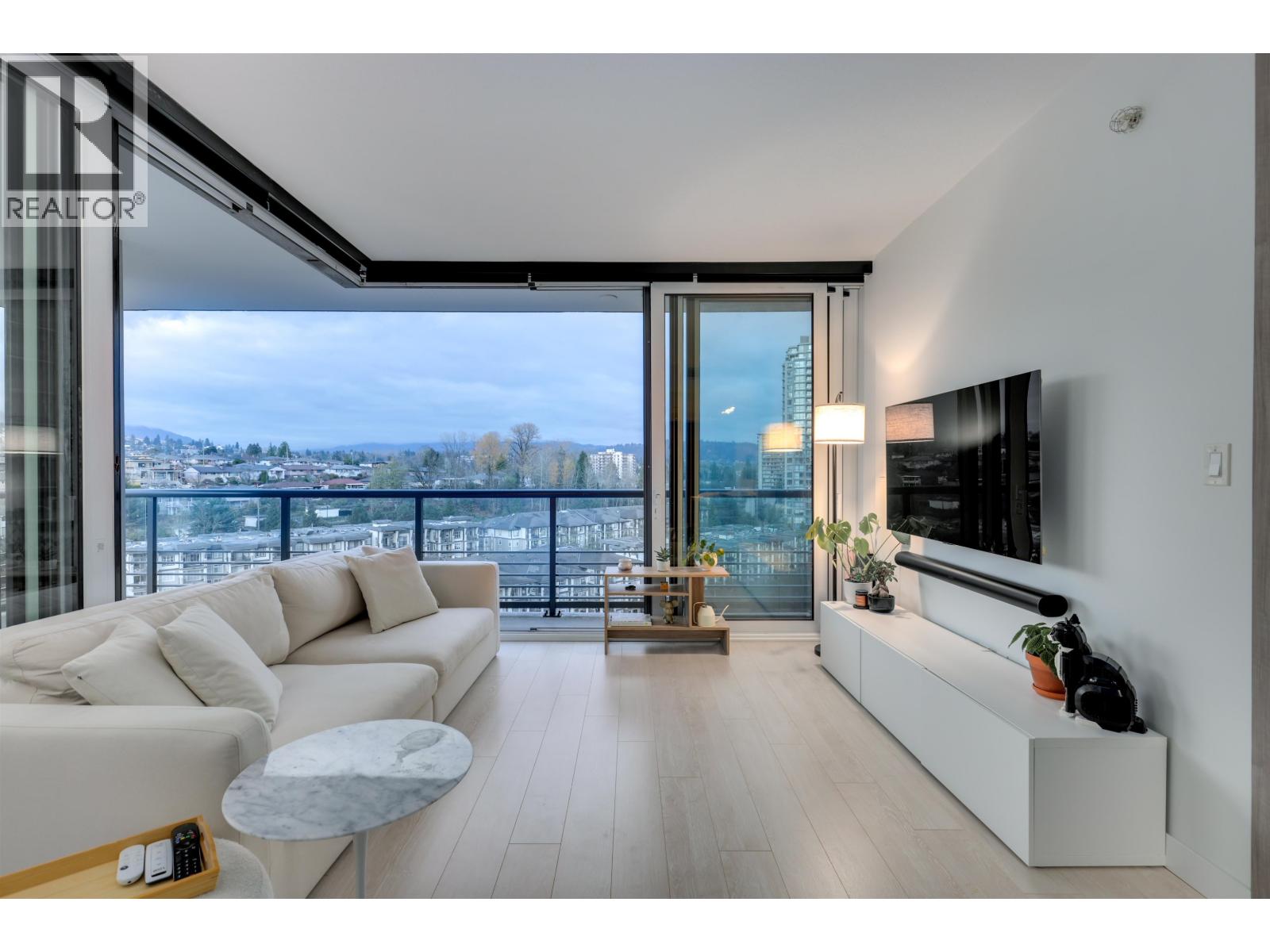 1206 4720 LOUGHEED HIGHWAY