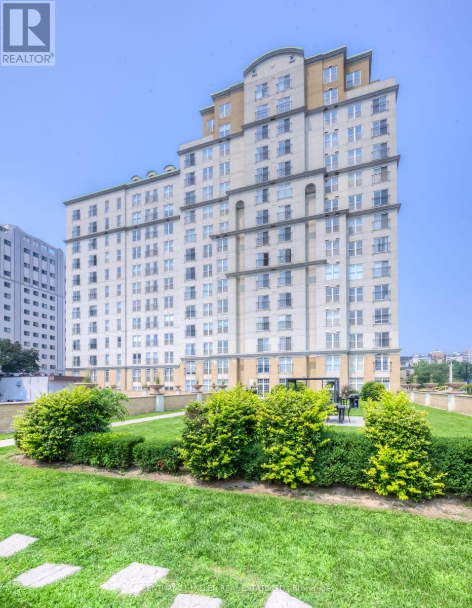 315 - 135 JAMES STREET S