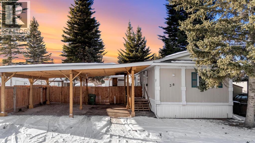 38, 3223 83 Street NW