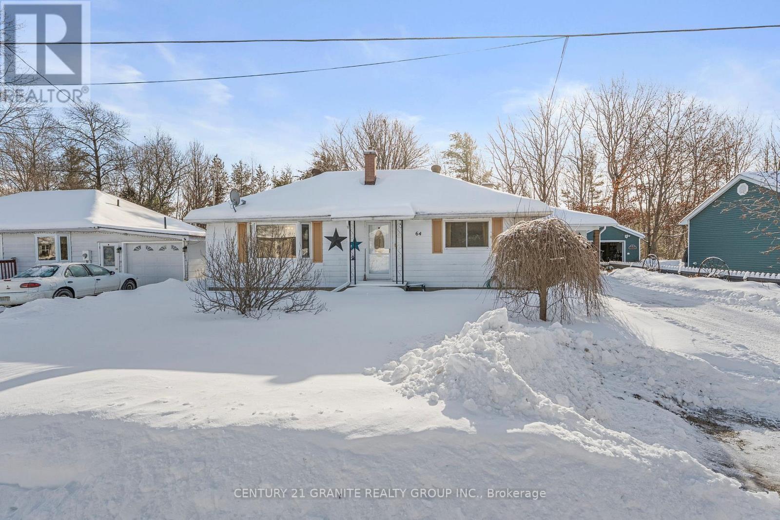 64 JOHNSTON CRESCENT