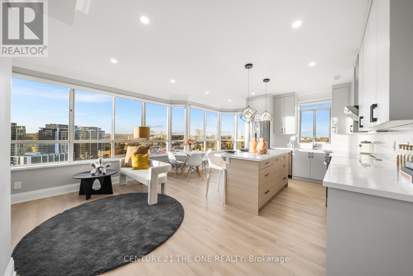 PH03 - 33 WELDRICK ROAD E