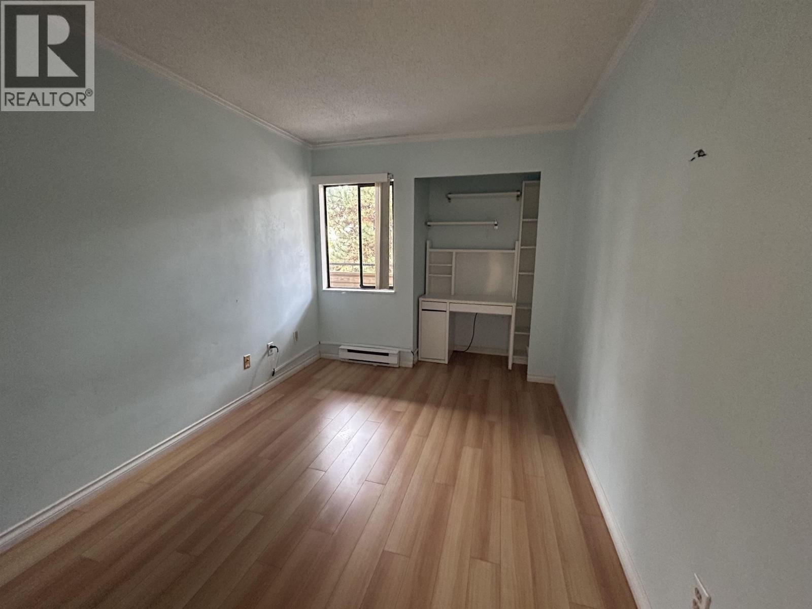 324 7295 MOFFATT ROAD