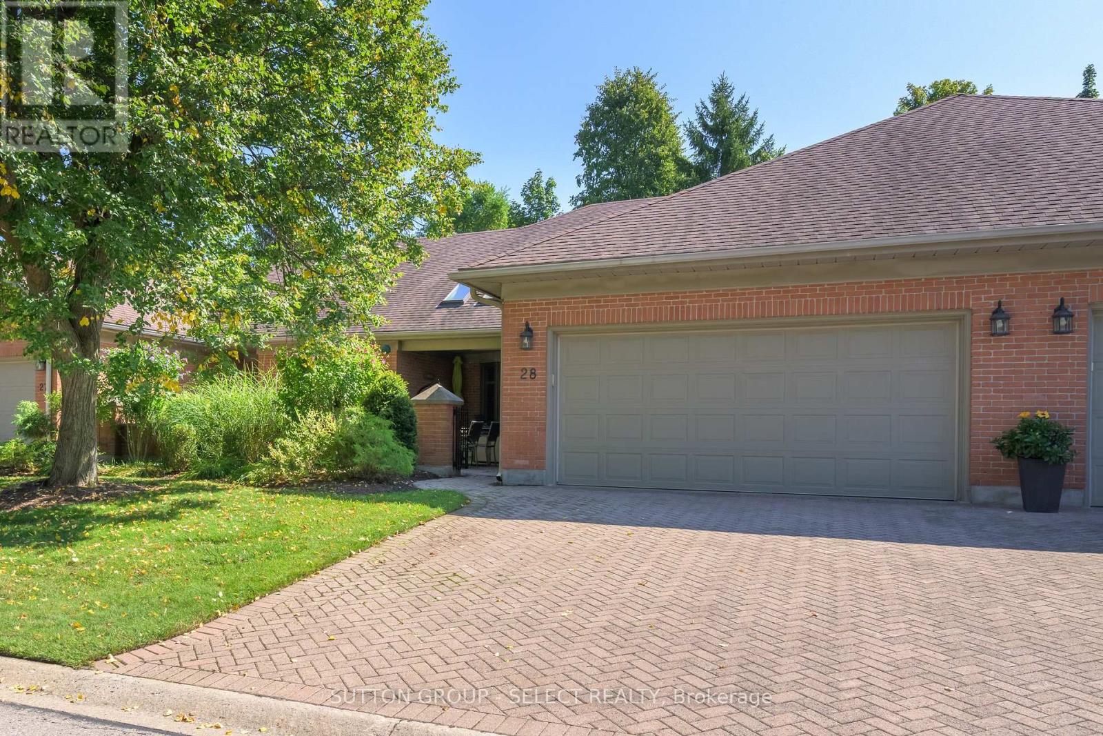 28 - 40 QUINELLA DRIVE