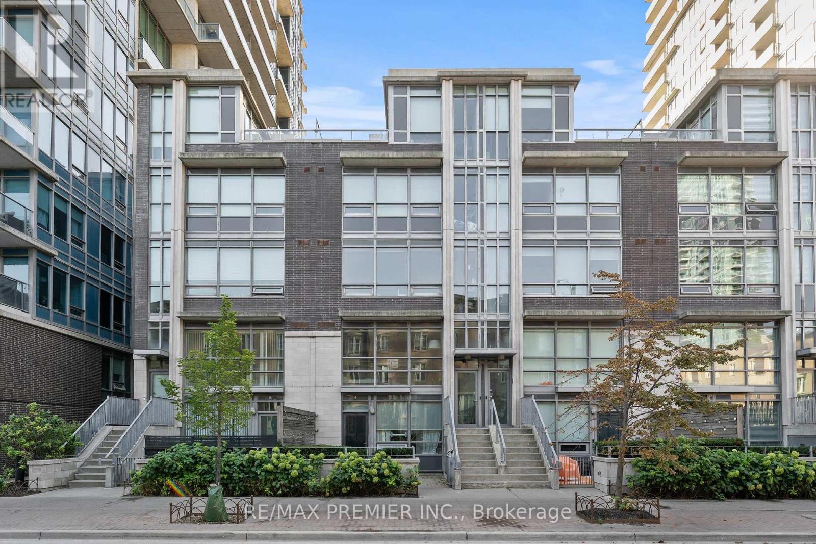 TH13 - 57 EAST LIBERTY STREET