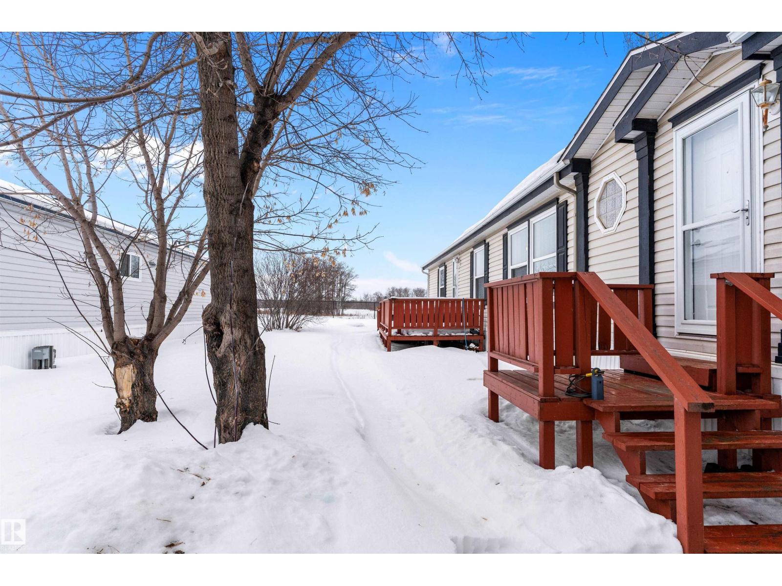 3225 Lakewood CL NW NW