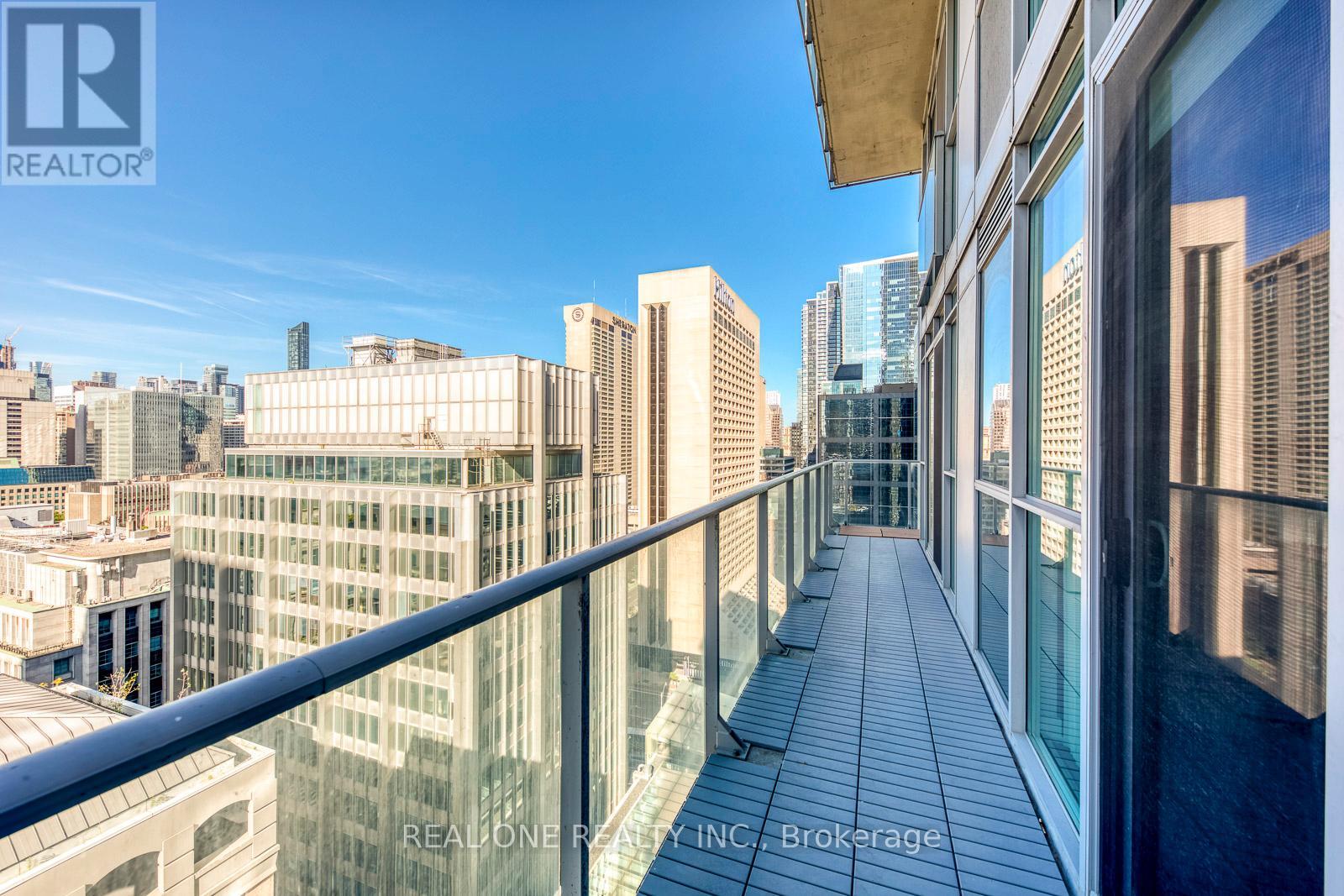 2007 - 126 SIMCOE STREET