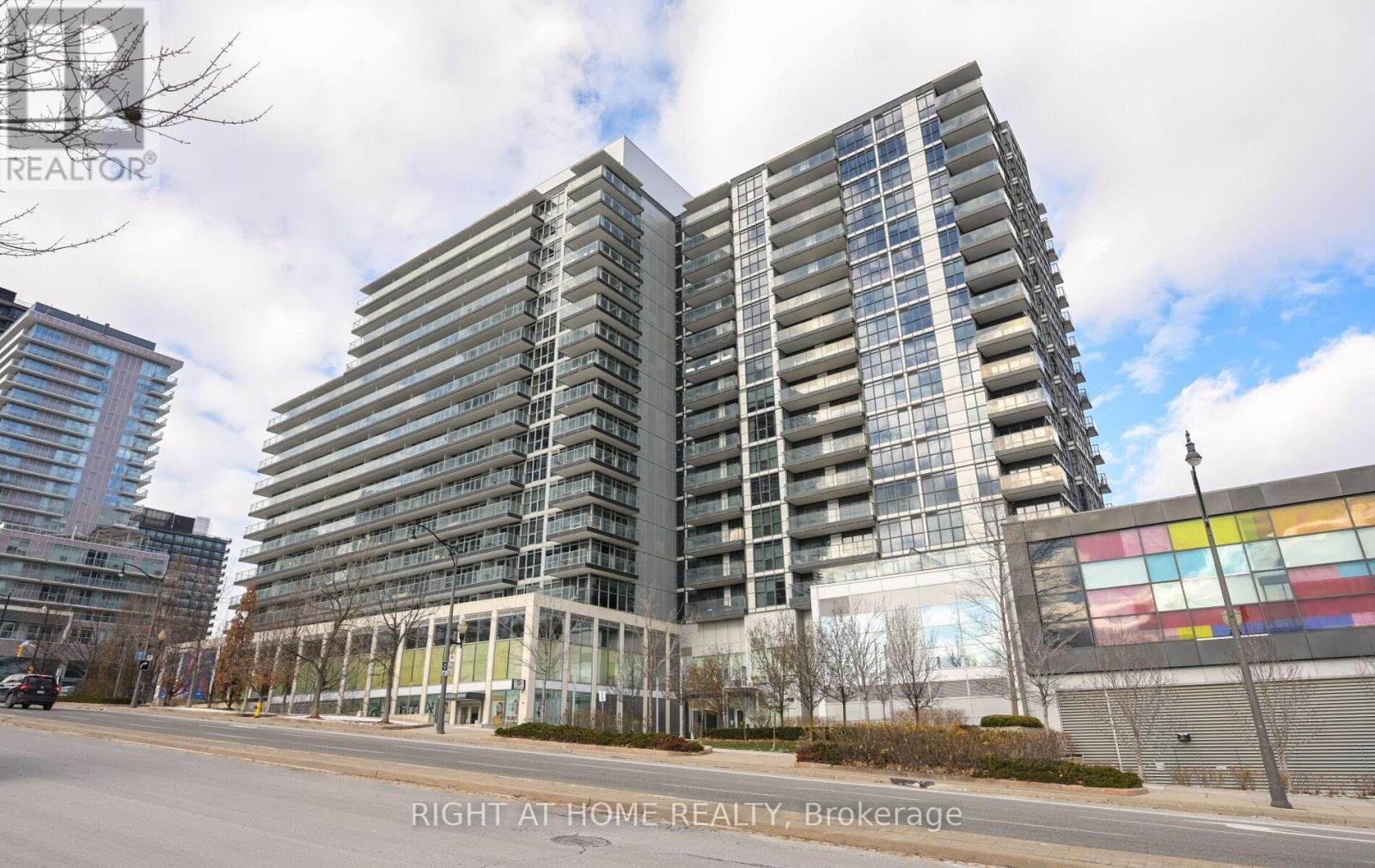 PH06 - 19 SINGER COURT